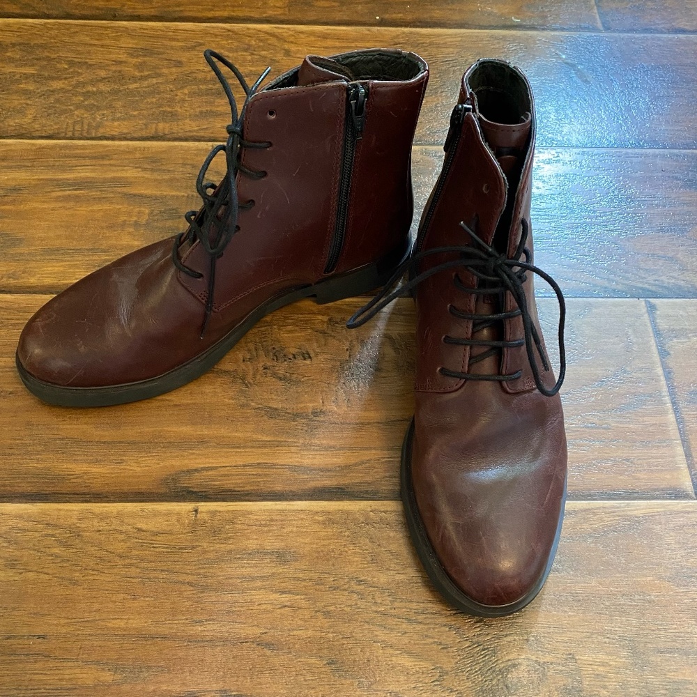 Red-Brown Boots